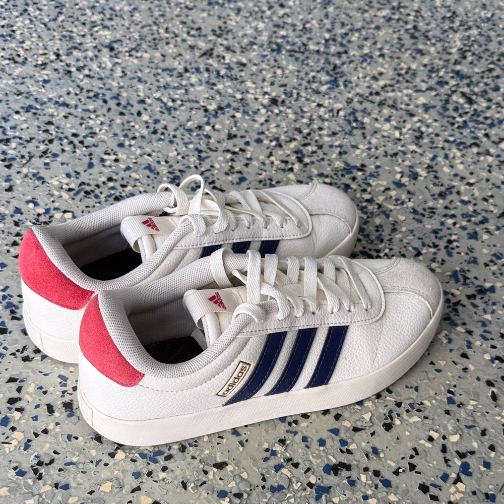 adidas White Sneakers with Navy Three Stripes and red Heel